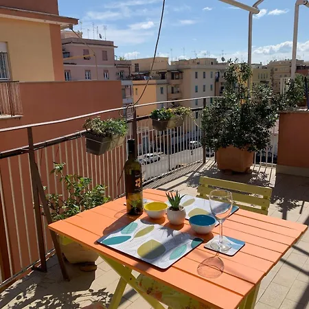 Attico Luminoso Terrazza Centocelle روما