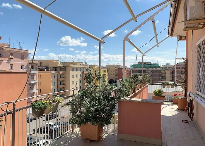 Apartment Attico Luminoso A 7 Fermate Dal Colosseo